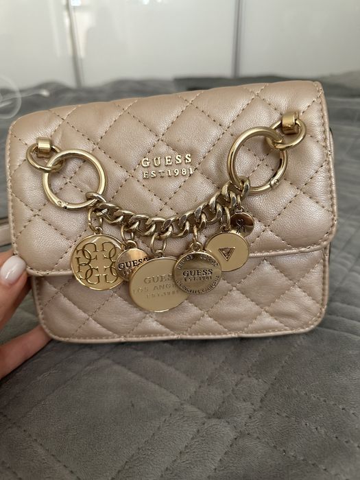 Сумочка жіноча Guess пудрова