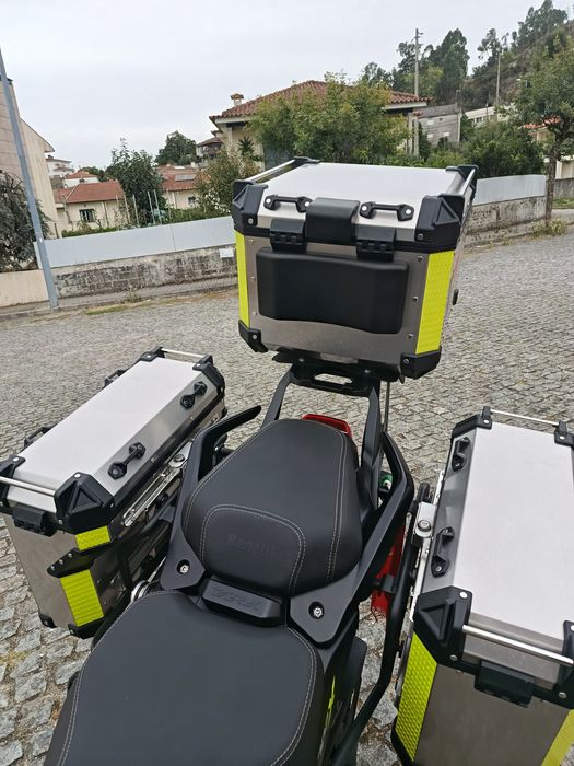 Mota Benelli TRX 702K