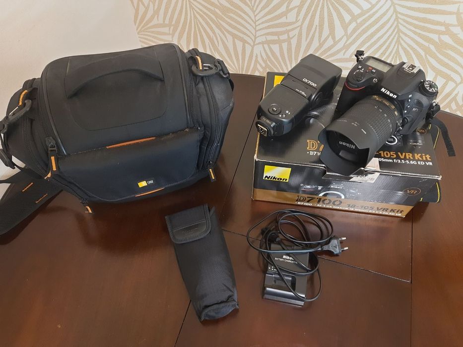 Фотоапарат Nikon D7100
