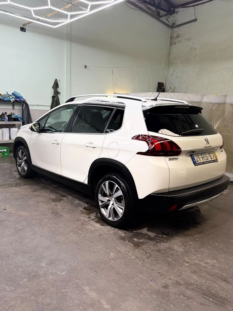 Peugeot 2008 1.6 BlueHDi Allure