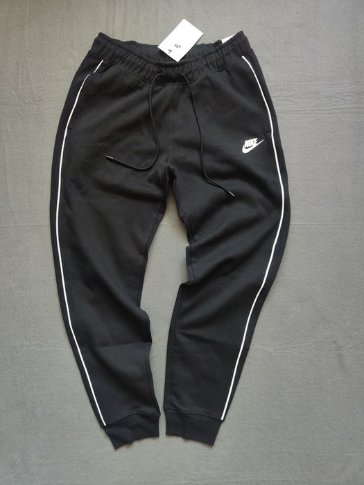 Nike czarne spodnie dresowe r S