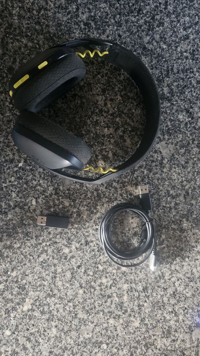 Headphones Logitech g435