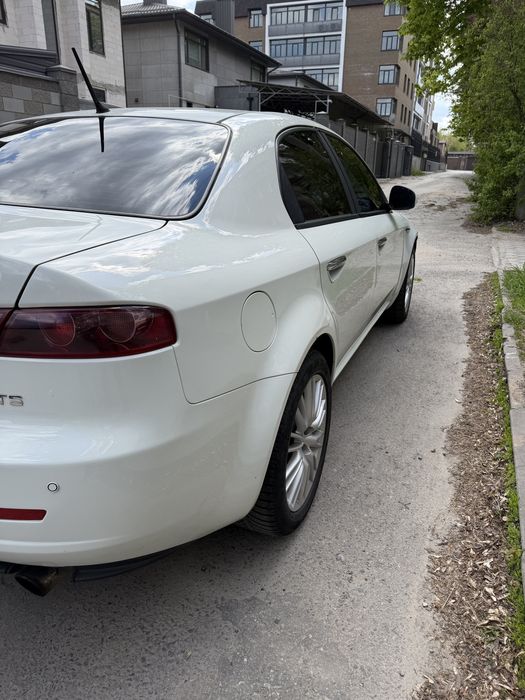 Альфа Ромео 159