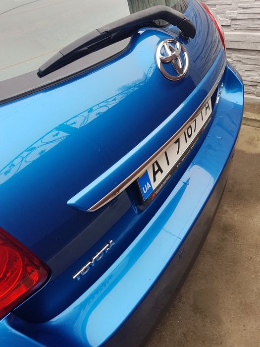 Продам  Toyota Auris