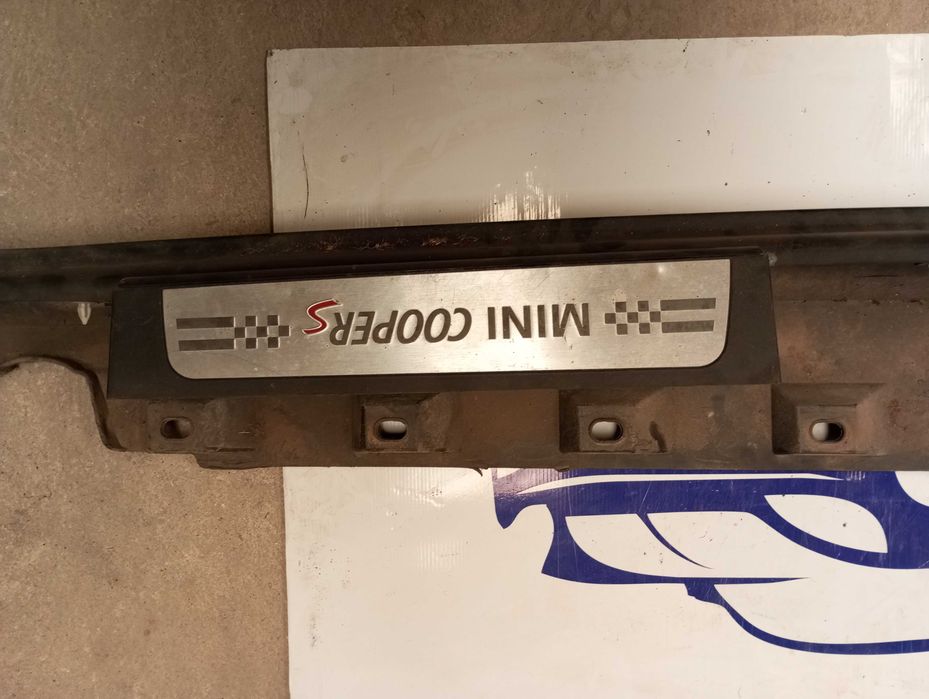Embaladeiras Originais (Par) - Mini Cooper Countryman ALL4 (R60)