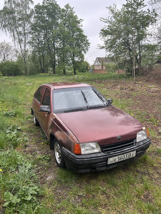 Opel Kadett 1.3 Бензин