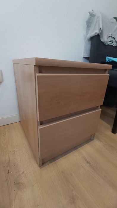 Cómoda e duas mesinhas de cabeceira - Melhor oferta