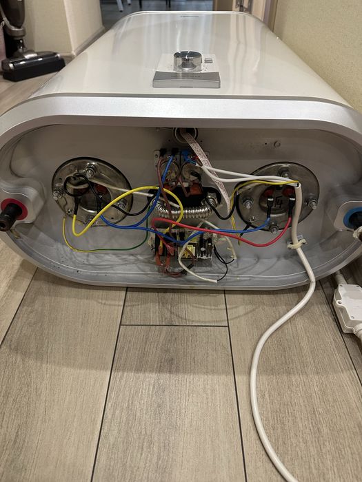 Запчастини до бойлера Zanussi Smalto DL  силова плата плата керування