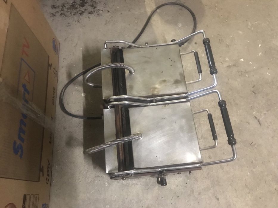 Контактный гриль