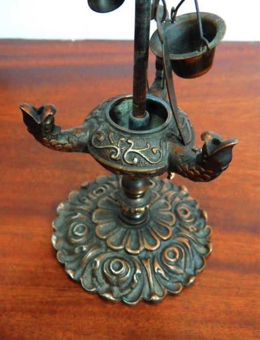 Lamparina de azeite.