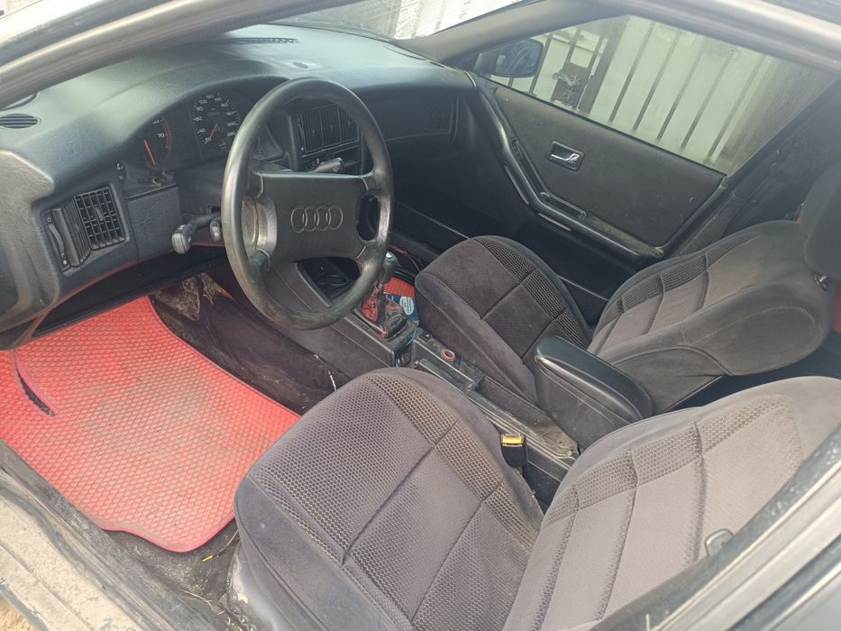 Розбор Ауди 80,100 Салон сидение, торпеда приборка, подкапотка ходовка
