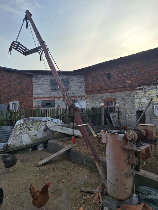 Ładowacz stacjonarny do obornika