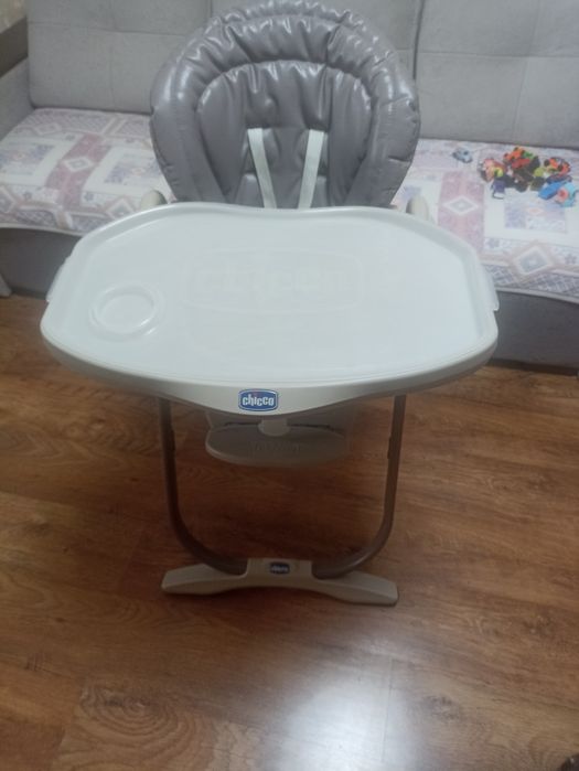 Стільчик для годування.Chicco polly.