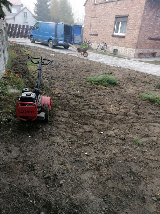 Usługi glebogryzarka spalinowa i minitraktorem z glebogryzarką