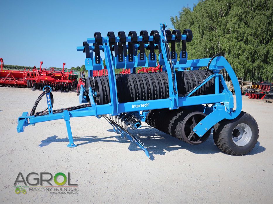 Wał posiewny 6,3m fi 600 z włóką Inter-Tech koła 400ki Agro-Factory