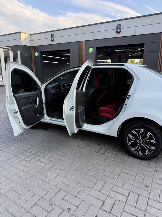 Renault Logan 2 2016 1.2 газ бензин.