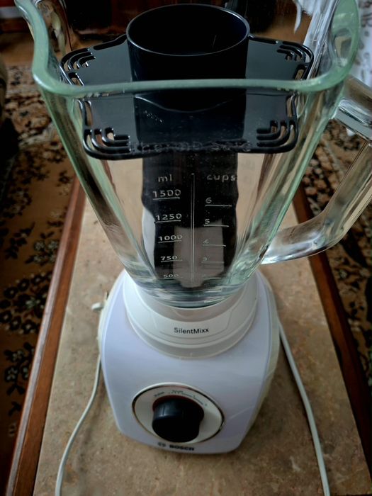 Liquidificador Bosch SilentMixx 700W (Copo Vidro) - Novo / Sem uso
