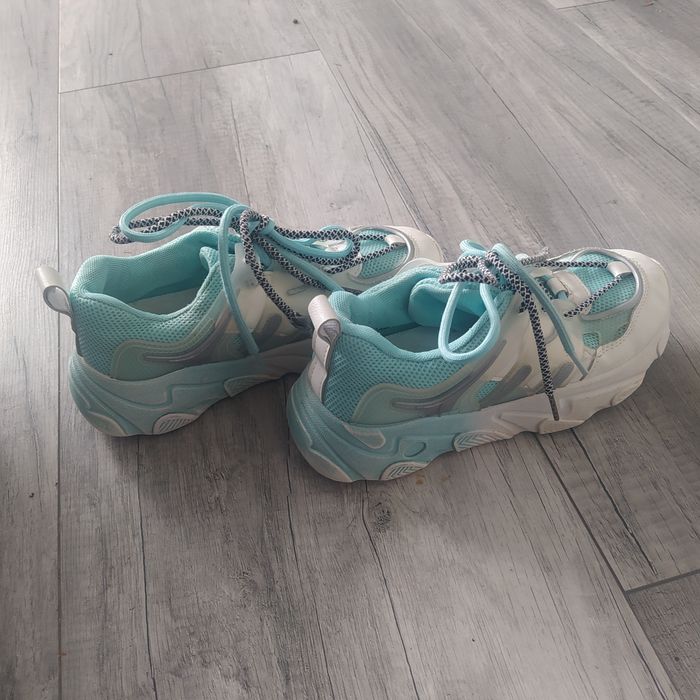 Buty Sinsay 36/rozm standard/stan bdb-/25zł