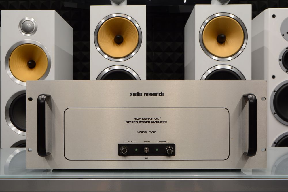 wzmacniacz stereo lampowy hybrydowy Audio Research D-70 II końcówka
