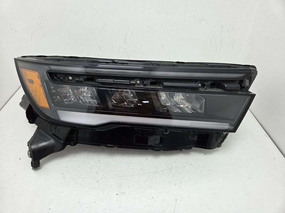 Фара права Honda Pilot 2023-2025 USA