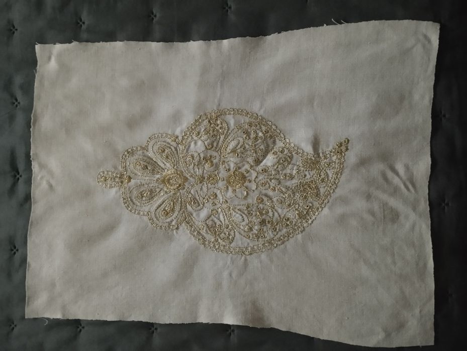 Coração de Viana bordado á mão