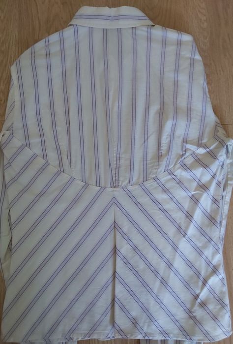 Camisas de manga comprida (várias)