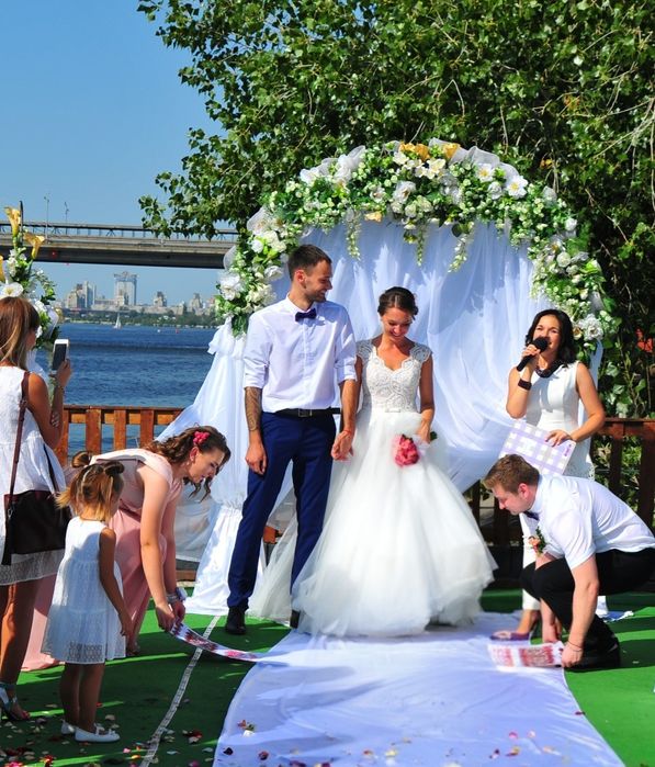 Ведуча Вашого свята!!