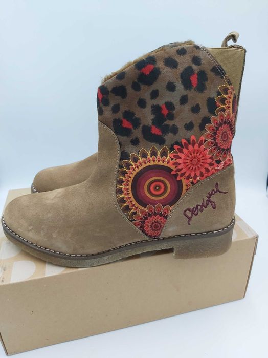 Nowe botki DESIGUAL pantrrka haft brązowe 37 c181