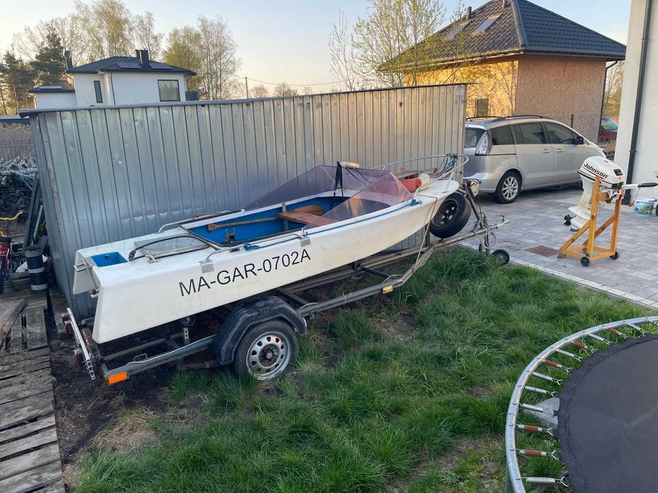 Łódź wędkarska płaskodenna +przyczepa podłodziowa+silnik JOHNSON  15km