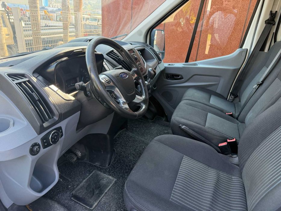 Ford Transit cabine dupla