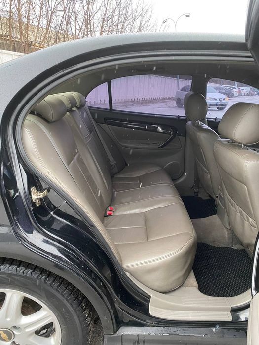 Продам Chevrolet Evanda