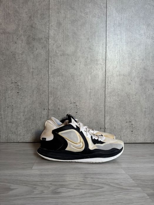 Buty do koszykówki Nike Kyrie 5 rozmiar 44.5