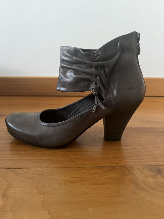 Nowe skórzane czółenka Tamaris