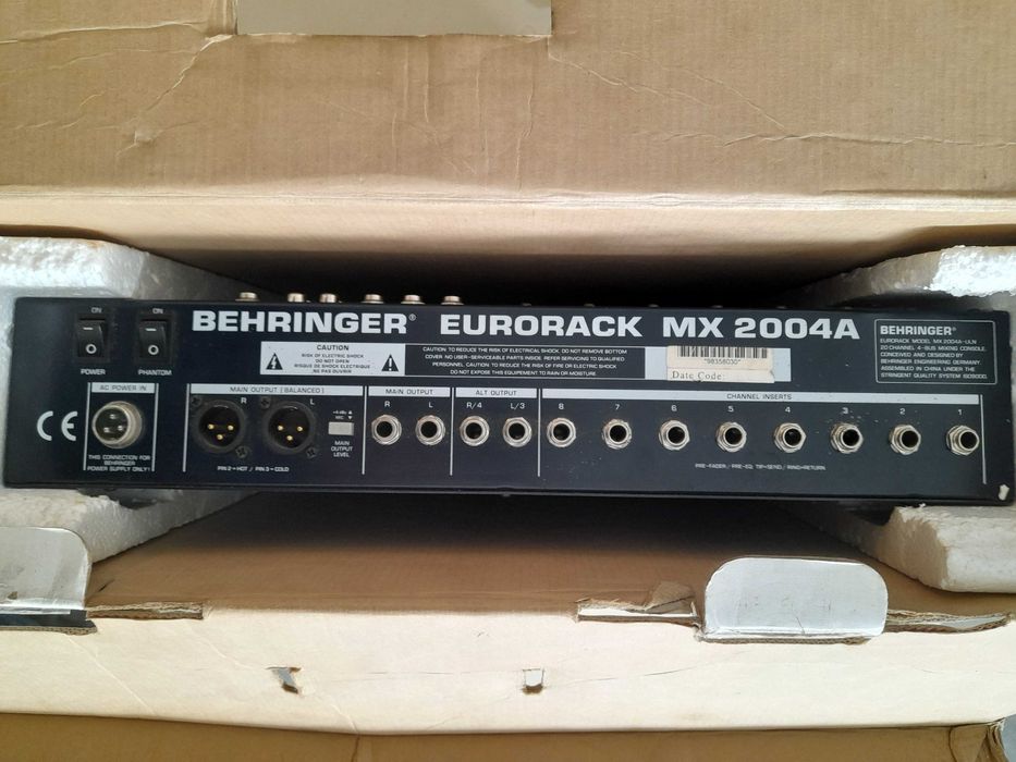 Mesa  Behringer Eurorack 2004A 20 canais