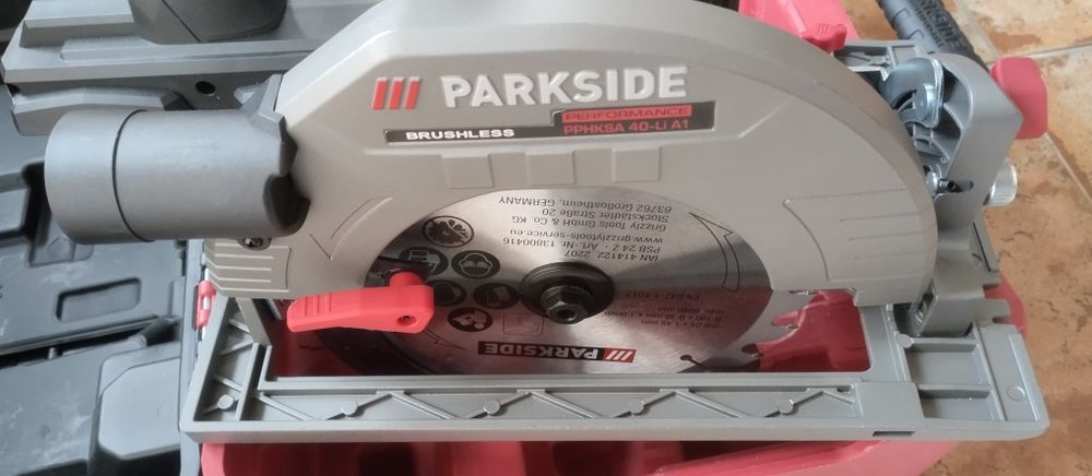 Serra circular performance Parkside a bateria 40V