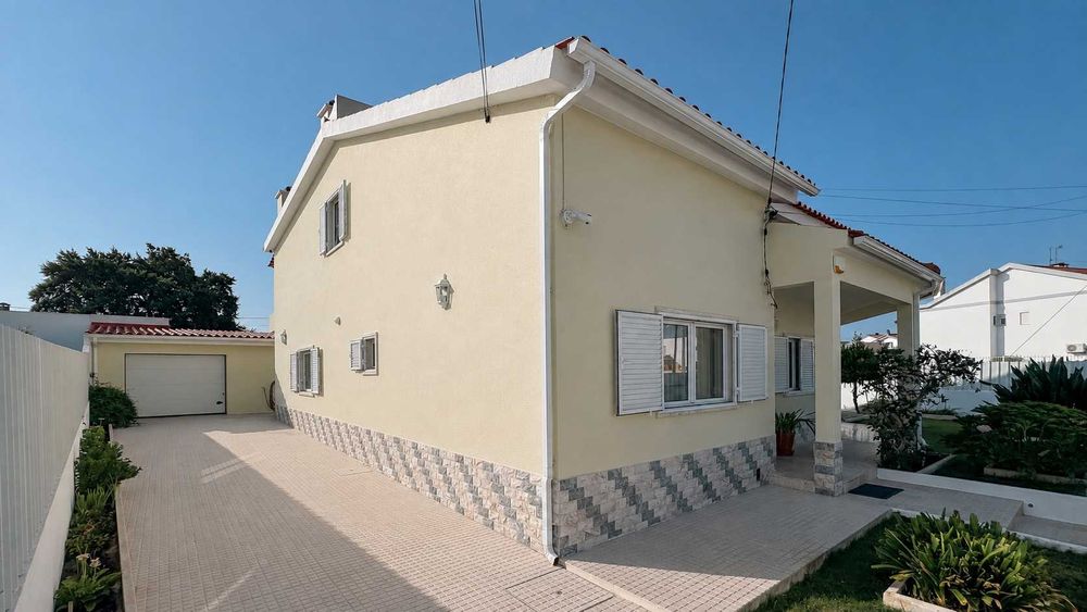 Moradia T6 Isolada Renovada, Boa Água - Qta Conde || 207m² área útil - Lote 528m²