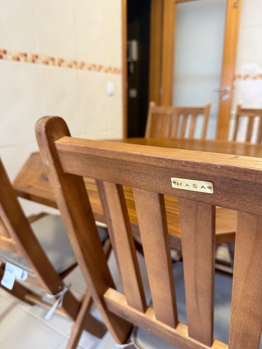 Conjunto mesa e cadeiras jardim Kasa