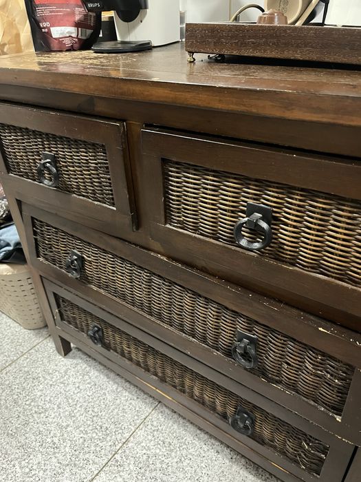 Movel rustico de madeira