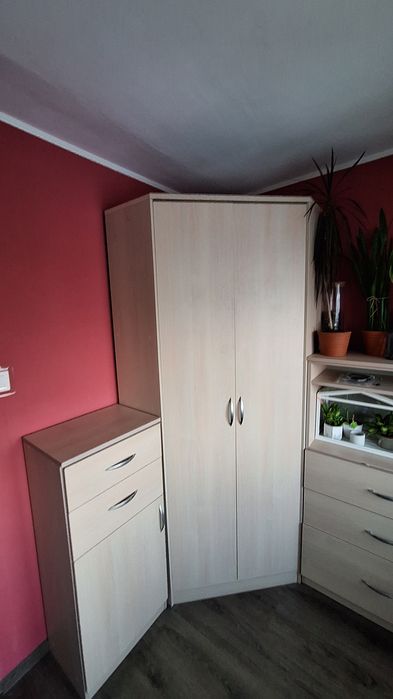 Zestaw mebli  Szafa narożna Komody