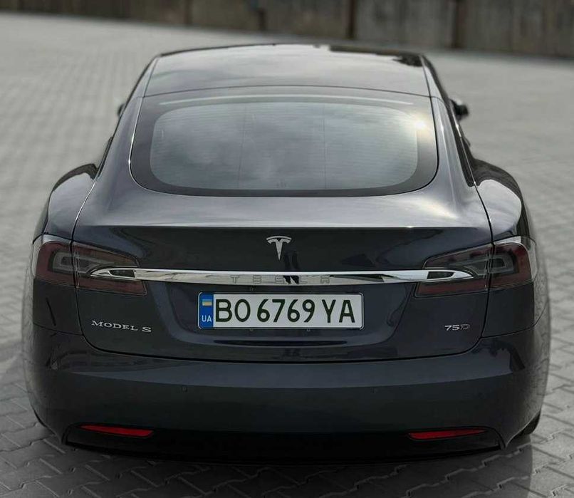 TESLA model s 2018