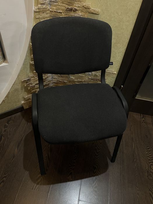 Стул офісний