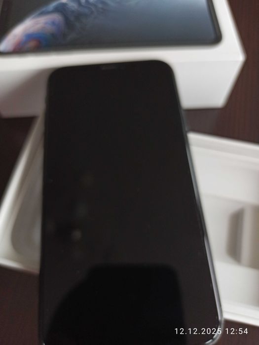 iPhone XR 64GB czarny