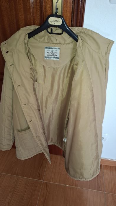 Blusão acolchoado creme