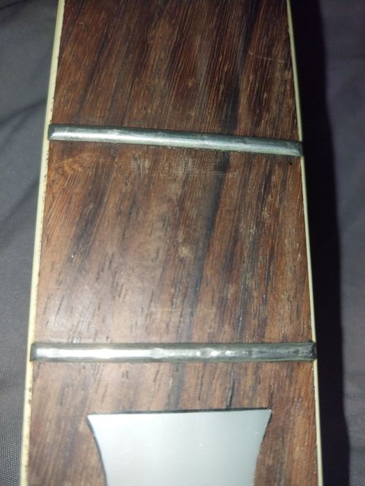 Guitarra eléctrica bolt on neck