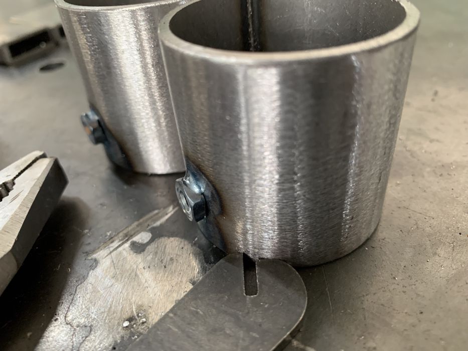 Металообробка: лазерний розкрій, гнуття, зварювання, фарбування.