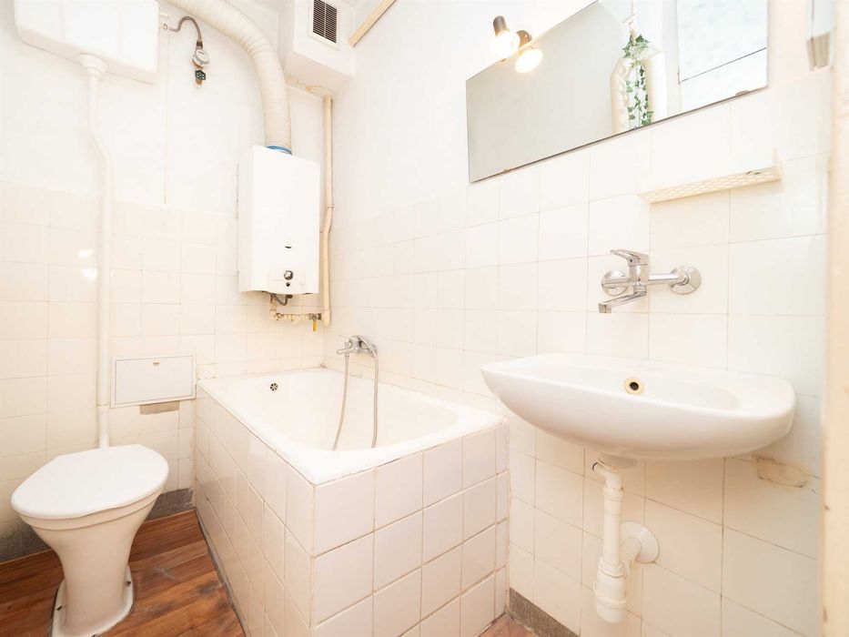 Kawalerka w centrum | ul. Lea | balkon