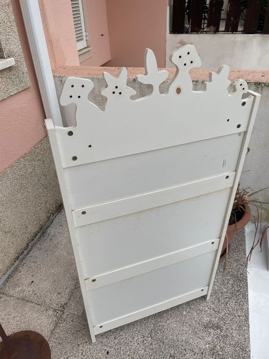 Estante branca quarto criança