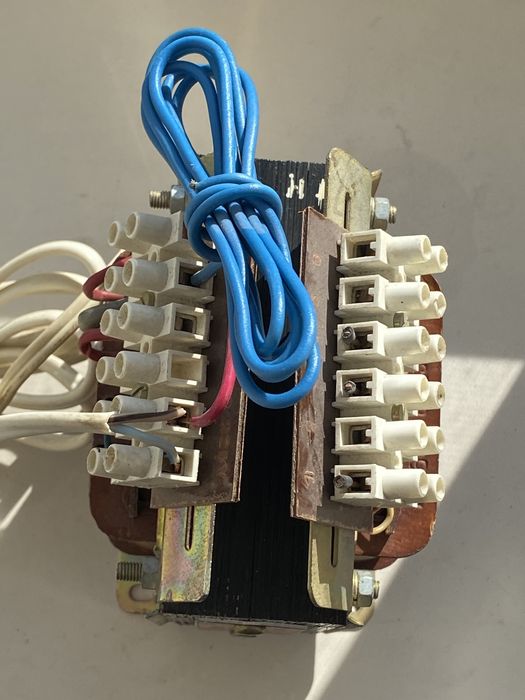 Трансформатор 190V-440V (Hungary)