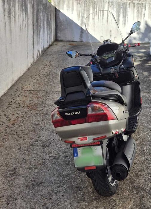 Moto Susuki Burgman 400