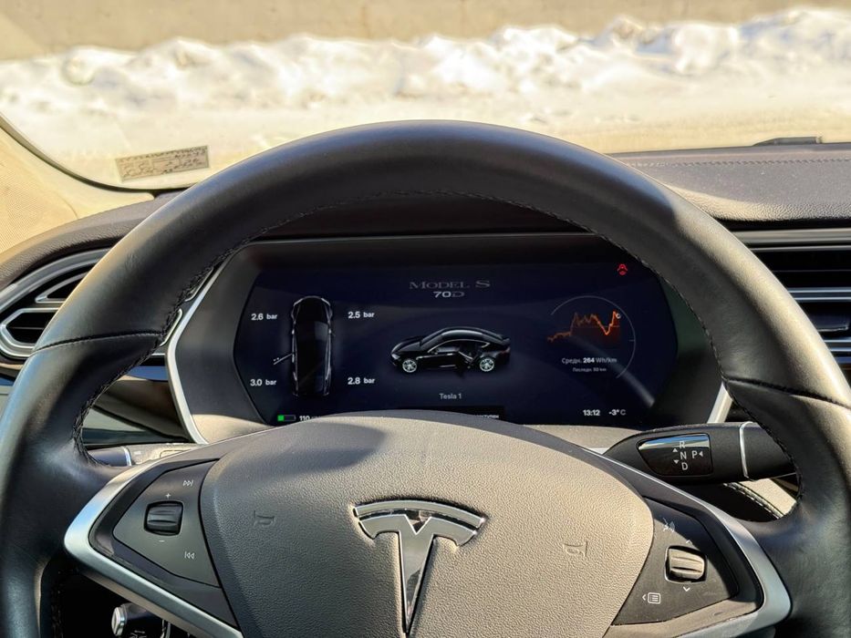 2015 Tesla model S 70D